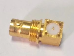 BNC Female Bulkhead Right Angle For CCTV Broadcast Video Connector, 75ohm, 12g