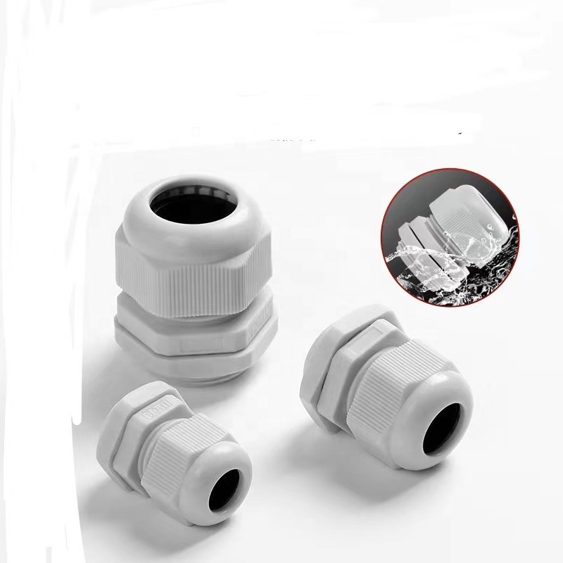 Junction Box Plug Waterproof Box Connection Terminals Are Used to Allow Wires to Pass Through Without Being Exposed to Sunlight.